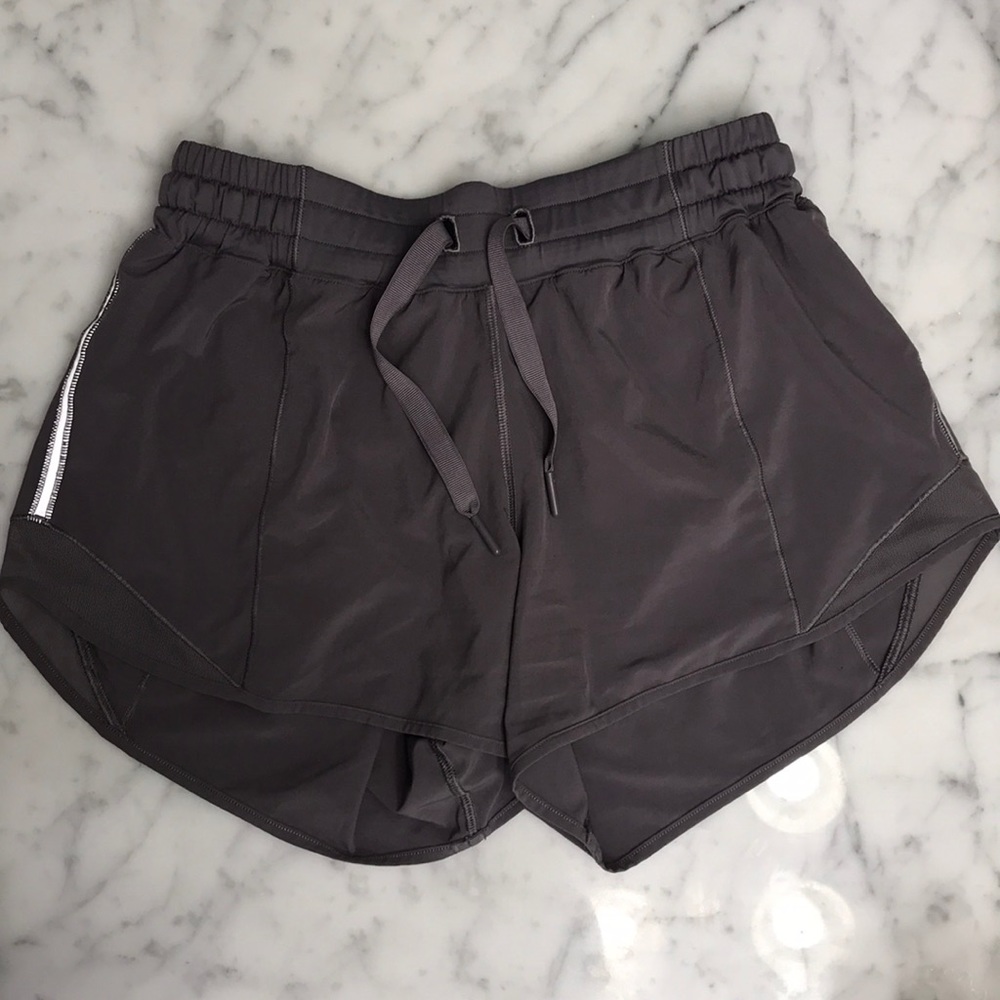 Lululemon Hotty Hot Short (tall)